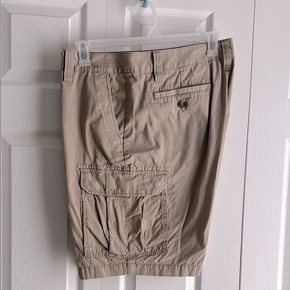 Saddlebred Other - Men's Saddelbred Khaki Cargo Shorts